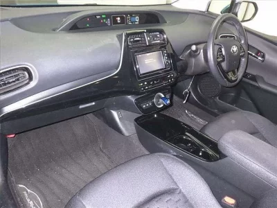 Toyota PRIUS PHV