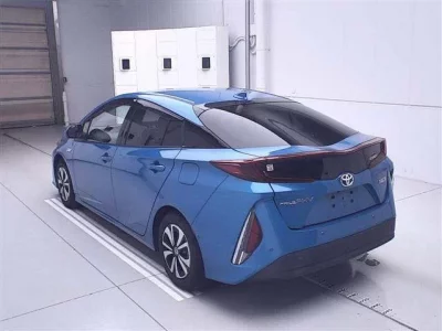 Toyota PRIUS PHV