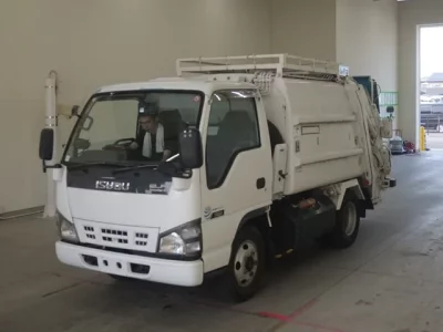 Isuzu ELF