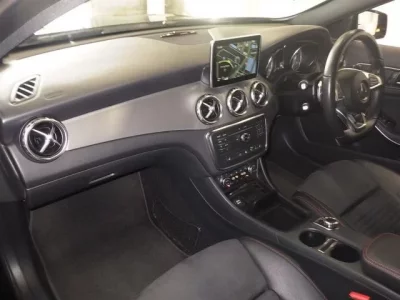 Mercedes-Benz GLA CLASS