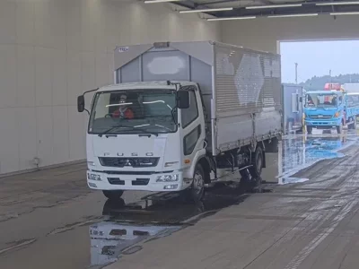 Mitsubishi FUSO FIGHTER