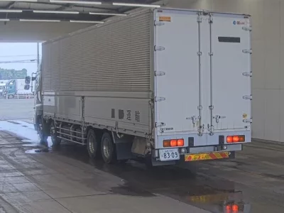 Hino PROFIA