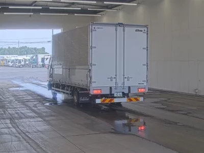 Mitsubishi FUSO FIGHTER