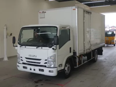 Isuzu ELF
