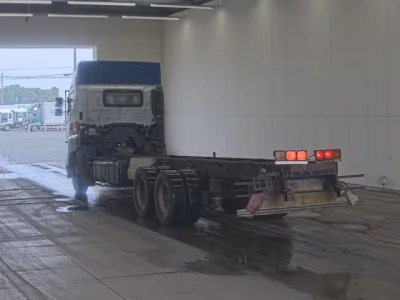 Hino TRUCK