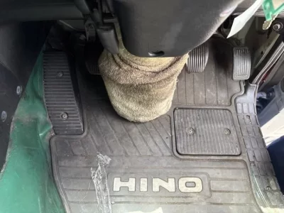 Hino TRUCK