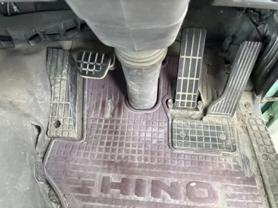 Hino TRUCK