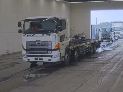 Hino PROFIA