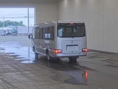 Toyota COASTER