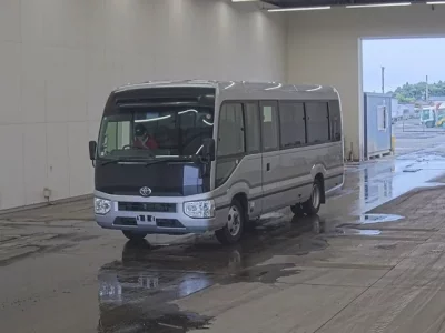 Toyota COASTER