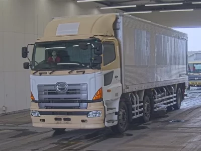 Hino PROFIA