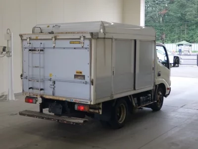 Hino DUTRO