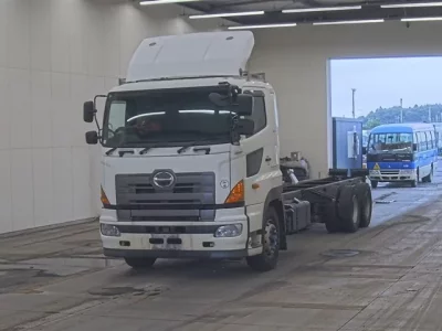 Hino TRUCK