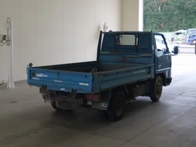 Mazda TITAN