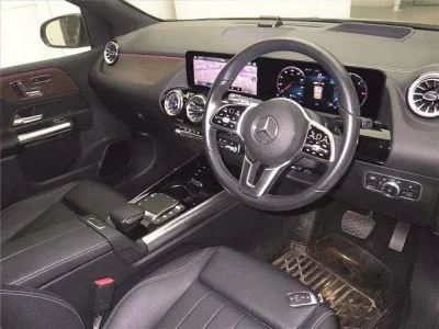 Mercedes-Benz B CLASS