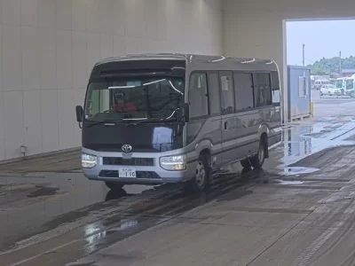 Toyota COASTER