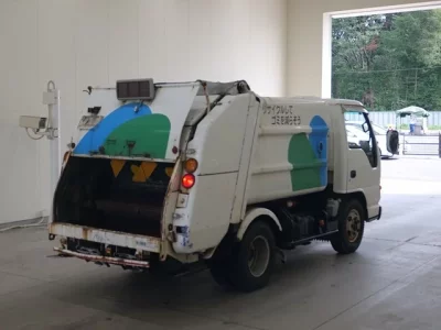 Isuzu ELF