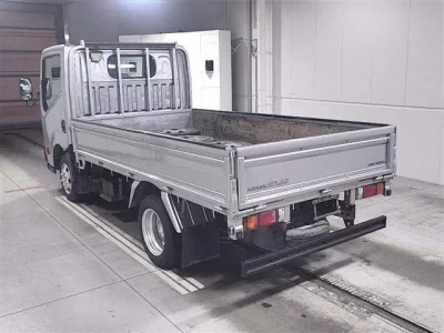 Nissan ATLAS