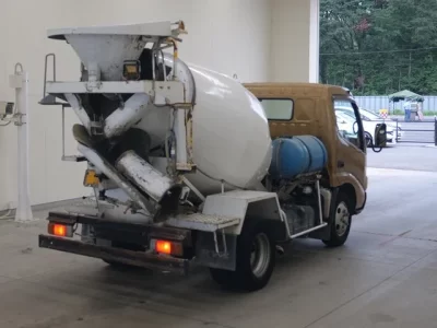 Hino DUTRO