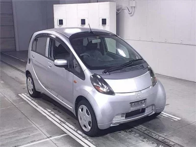 Mitsubishi I
