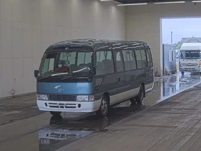 Toyota COASTER