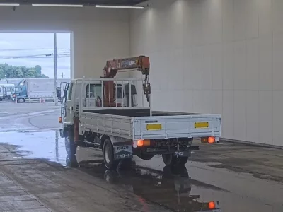 Isuzu FORWARD