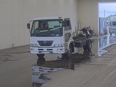 Nissan CONDOR