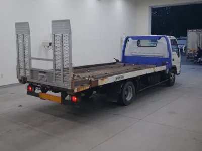 Nissan TRUCK