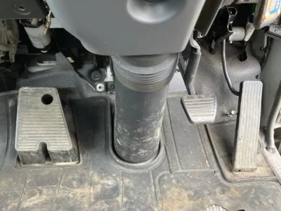 Nissan TRUCK