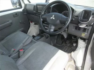 Mitsubishi MINICAB VAN