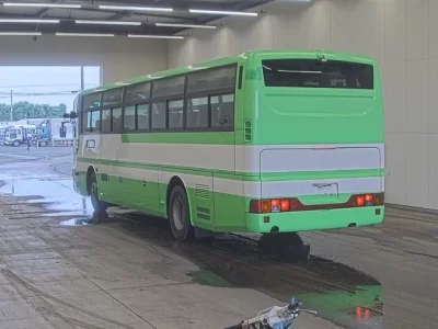 Nissan BUS
