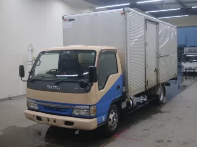 Isuzu ELF