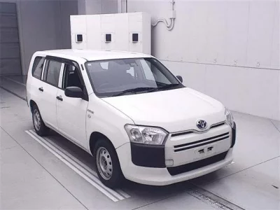 Toyota SUCCEED