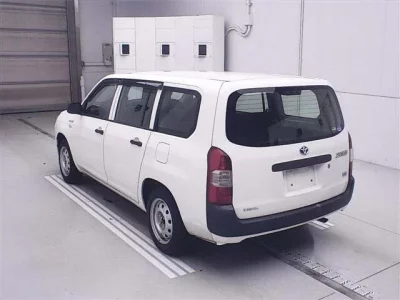 Toyota SUCCEED