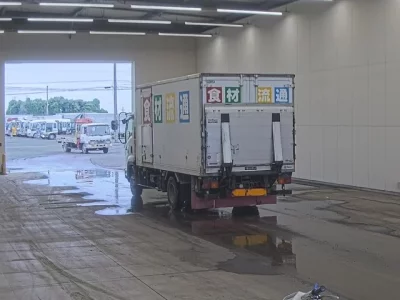 Isuzu FORWARD