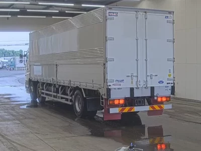 Hino PROFIA