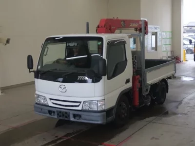Mazda TITAN