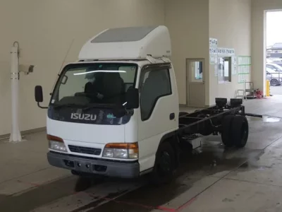 Isuzu ELF