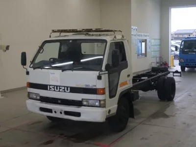 Isuzu ELF