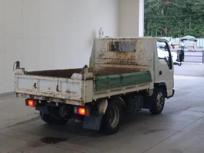 Isuzu TRUCK