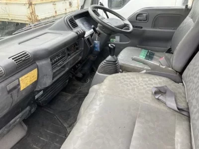 Isuzu TRUCK
