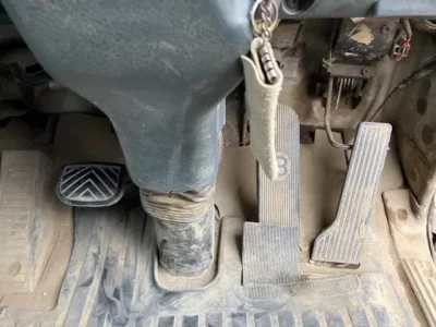 Nissan TRUCK