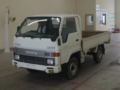 Toyota HIACE TRUCK