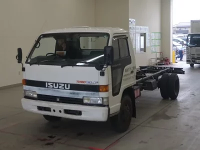 Isuzu ELF