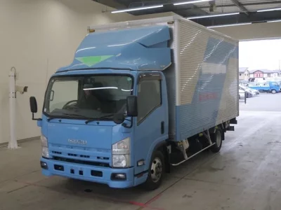 Isuzu ELF
