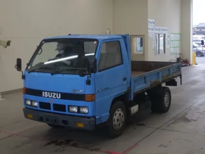 Isuzu ELF