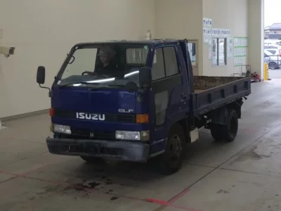 Isuzu ELF