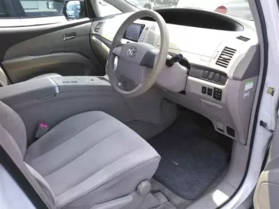 Toyota ESTIMA HYBRID