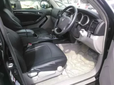 Toyota HILUX SURF