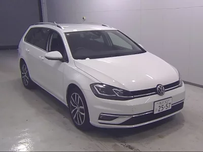 Volkswagen GOLF VARIANT